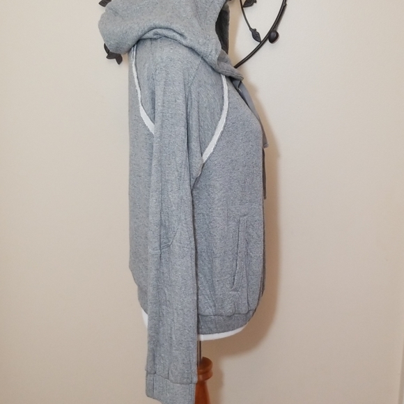 Free People
Kimmie Pullover - Picture 5 of 8